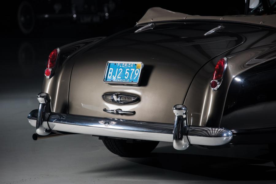 Детали экстерьера Bentley S1 Continental Drophead Coupe by Park Ward 1955 года  (фото 33 из 34)